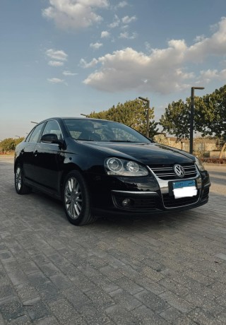 volkswagen-jetta-big-0