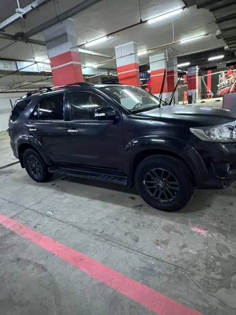toyota-fortuner-big-0