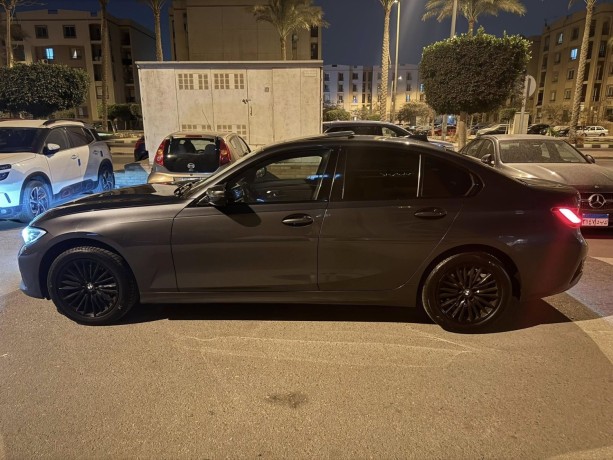 bmw-320i-big-2