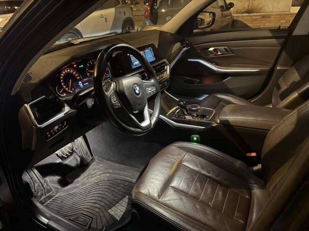 bmw-320i-big-4