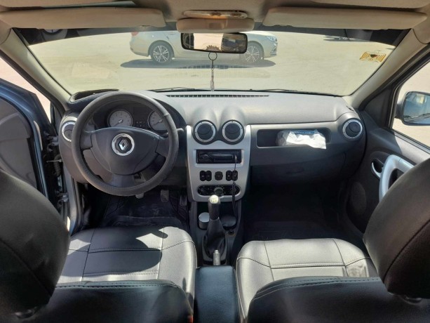 renault-logan-big-4
