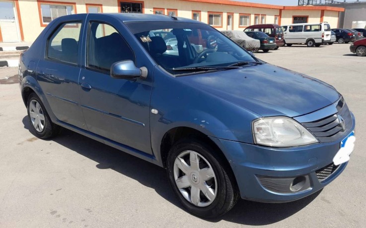 renault-logan-big-0