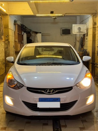 hyundai-avante-big-0