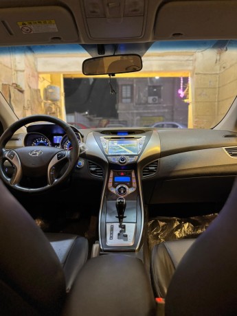 hyundai-avante-big-3