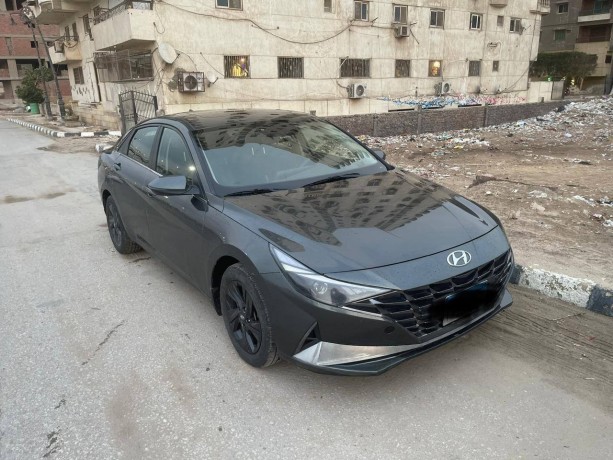 hyundai-elantra-big-1