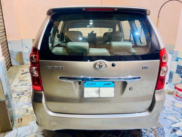 toyota-avanza-big-2