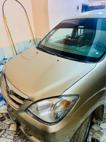 toyota-avanza-big-1