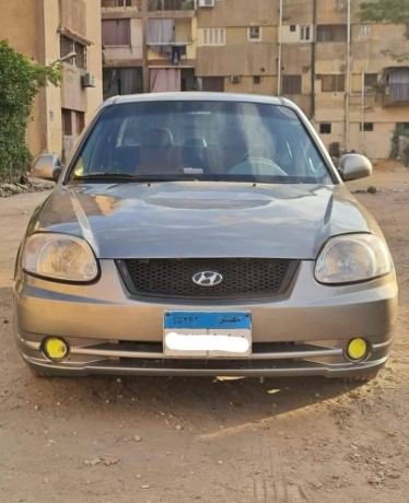 hyundai-verna-big-0