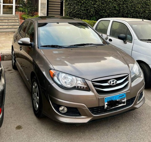 hyundai-elantra-big-1
