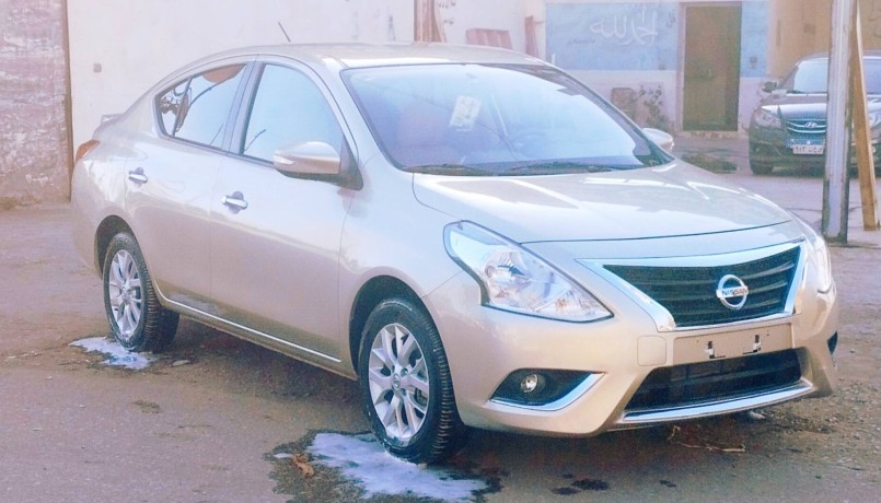 nissan-sunny-big-2