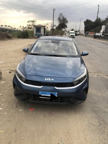 kia-grand-cerato-big-0