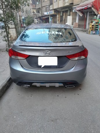 hyundai-elantra-big-2