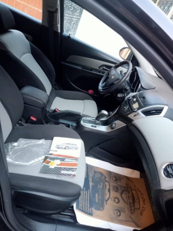 chevrolet-cruze-big-4