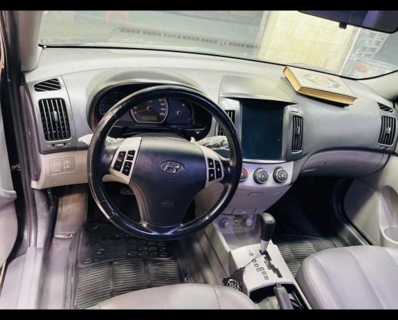 hyundai-elantra-big-3
