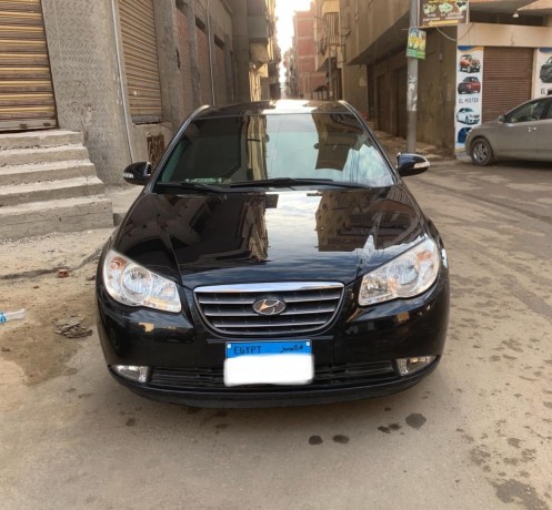 hyundai-elantra-big-0