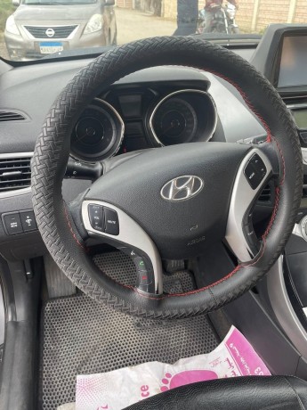 hyundai-avante-big-4