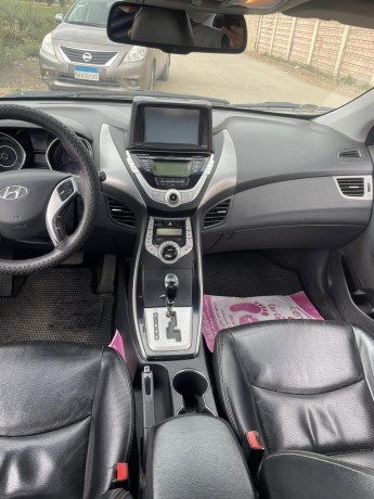hyundai-avante-big-3