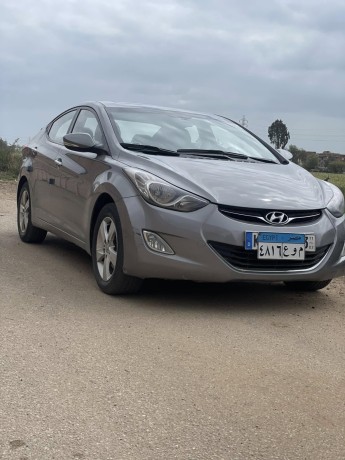 hyundai-avante-big-0