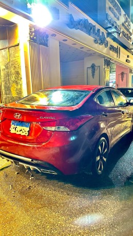 hyundai-elantra-big-2