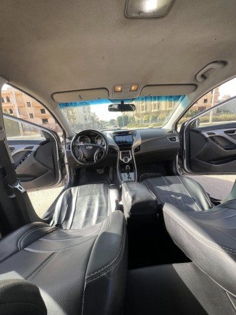 hyundai-elantra-big-3