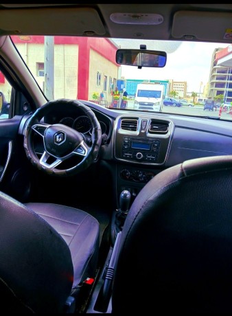 renault-logan-big-2