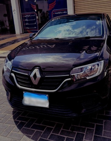 renault-logan-big-0