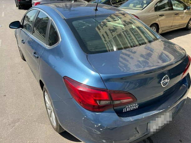 opel-astra-big-2