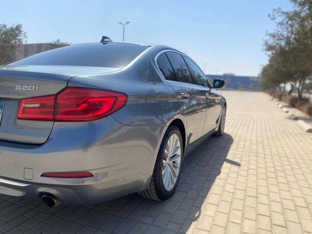bmw-520i-big-2