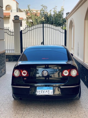 volkswagen-passat-big-0