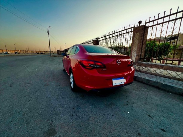 opel-astra-big-5
