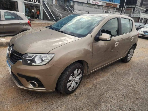 renault-sandero-big-1