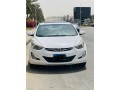 hyundai-elantra-small-0