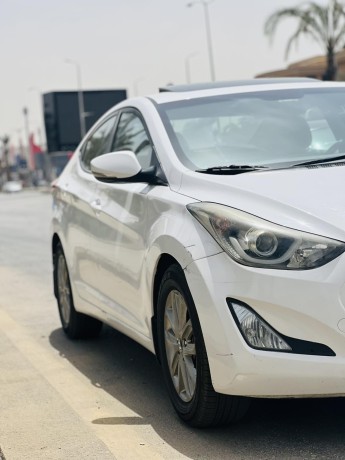 hyundai-elantra-big-1