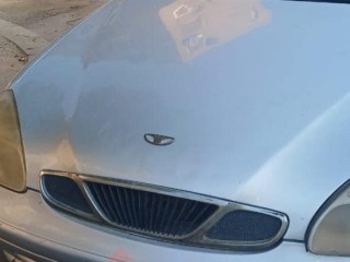 daewoo-nubira