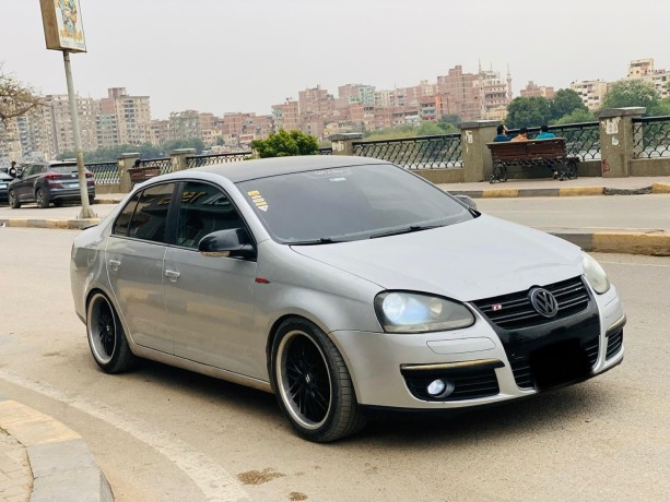 volkswagen-jetta-big-1