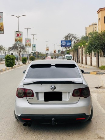 volkswagen-jetta-big-3