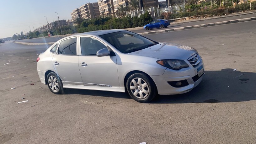 hyundai-elantra-big-1