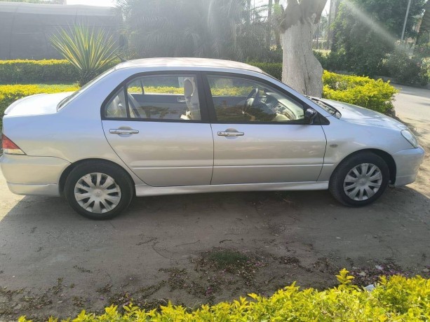 mitsubishi-lancer-big-1