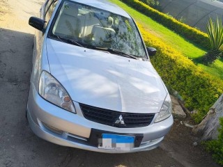 mitsubishi-lancer