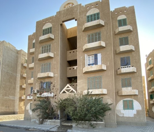 shkh-askan-alshbab-70-nmothg-alhdry-aaly-mhor-gmal-aabd-alnasr-mbashrh-ardy-ttl-aaly-hdykh-fyo-mftoh-ghyr-mgrohh-fy-big-4