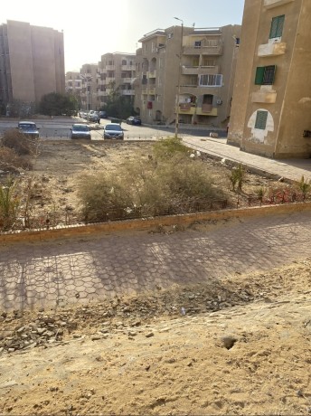 shkh-askan-alshbab-70-nmothg-alhdry-aaly-mhor-gmal-aabd-alnasr-mbashrh-ardy-ttl-aaly-hdykh-fyo-mftoh-ghyr-mgrohh-fy-big-1