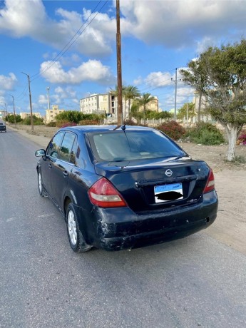 nissan-tiida-big-2