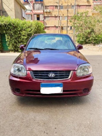 hyundai-verna-big-0
