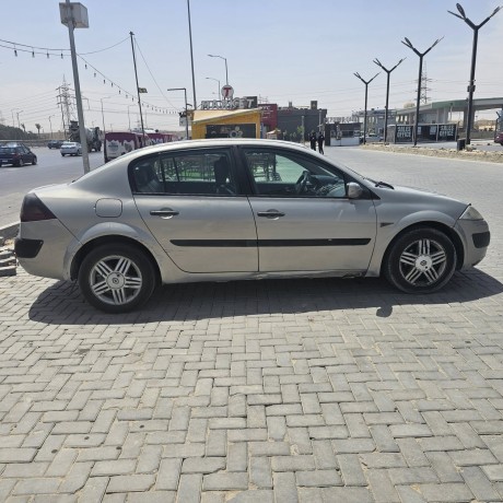 renault-megane-big-3