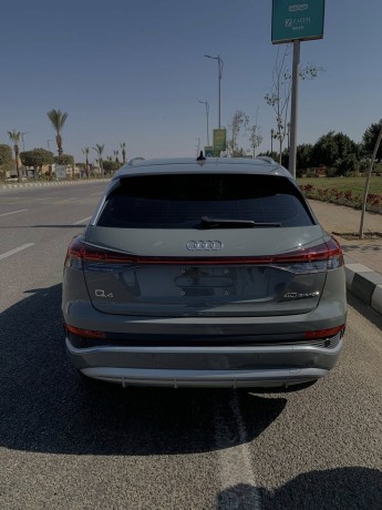 audi-q4-e-tron-big-3
