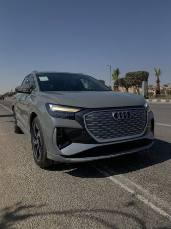 audi-q4-e-tron-big-1