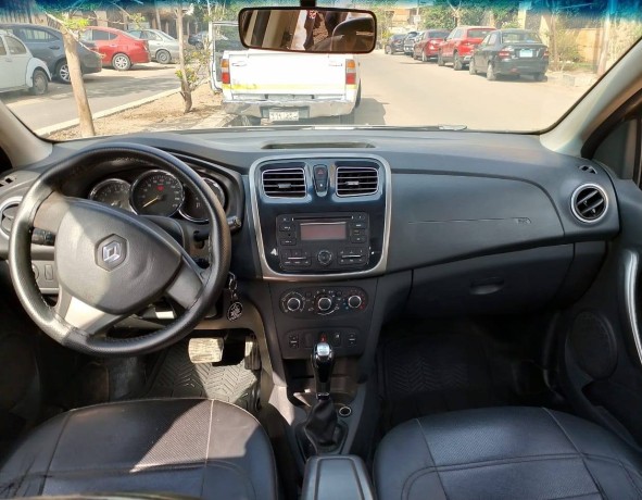 renault-logan-big-5