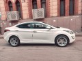 hyundai-elantra-small-1