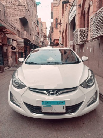 hyundai-elantra-big-0