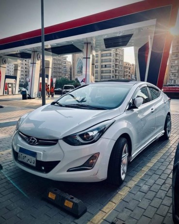 hyundai-elantra-big-2